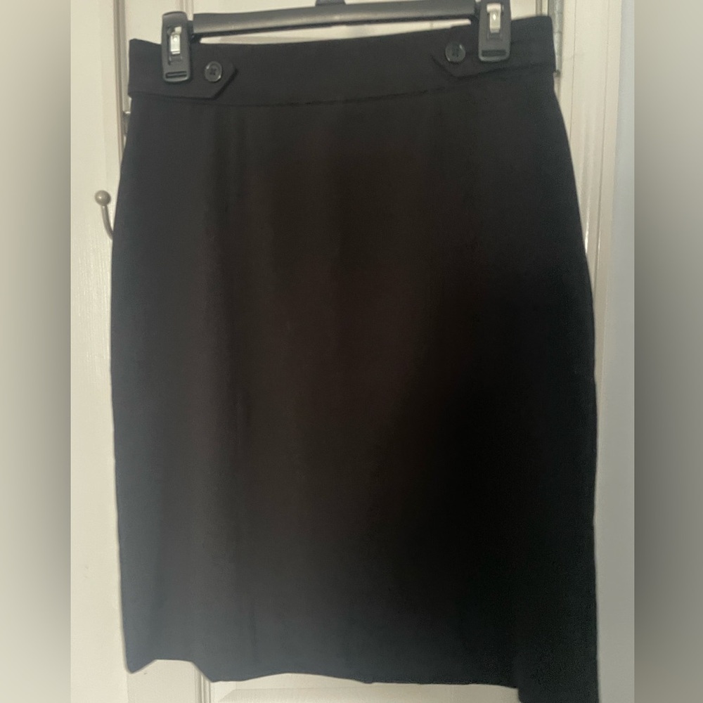 Black skirt size 8P